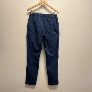❗️SOLD❗️Womens Patagonia Climbign/Hiking Pants. Size 8. Deep Blue.